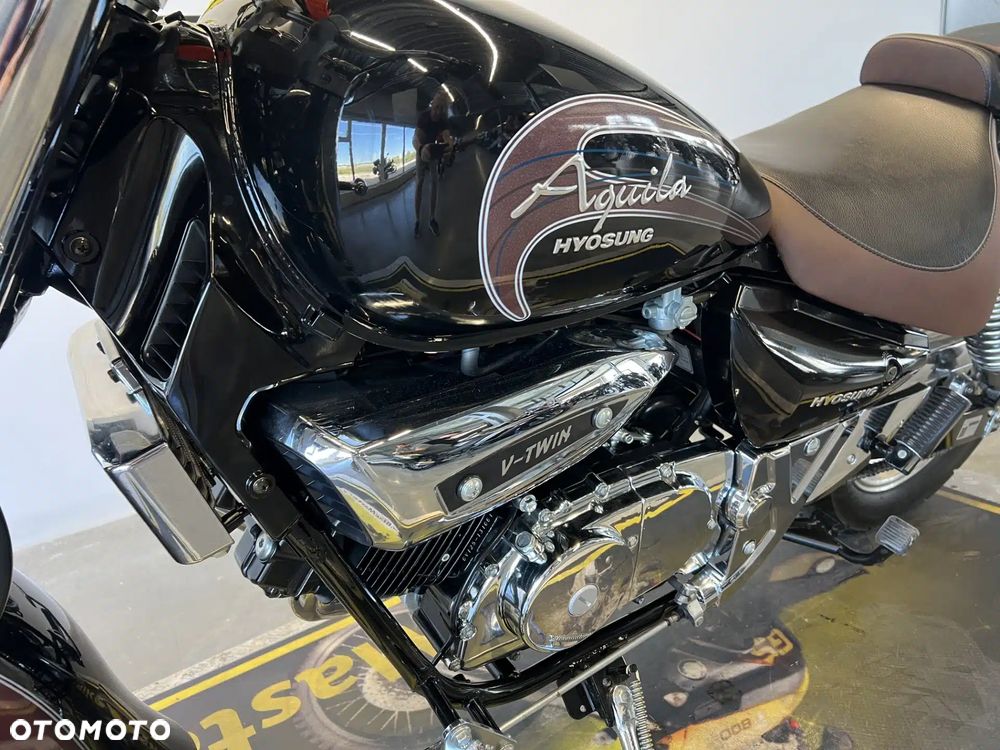 Hyosung GV - 12