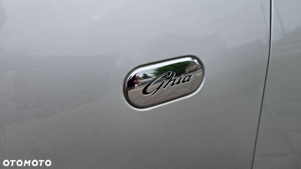 Ford Focus C-Max 1.8 Ghia - 33