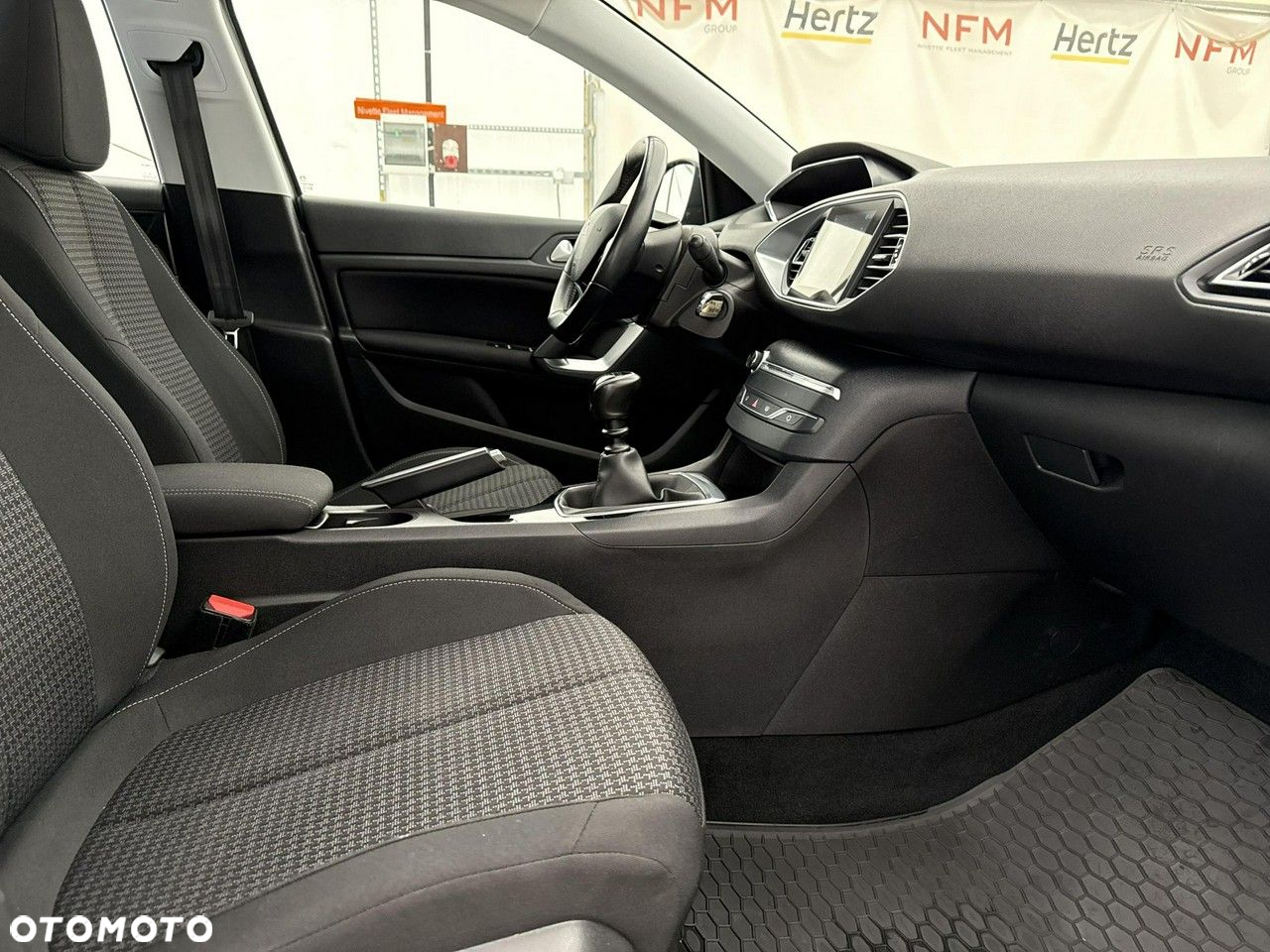 Peugeot 308 1.5 BlueHDi Active S&S - 26