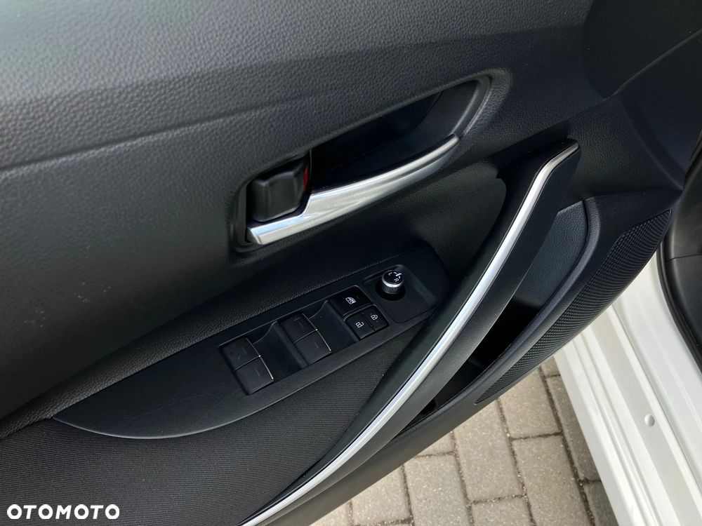 Toyota Corolla 1.5 Comfort - 26