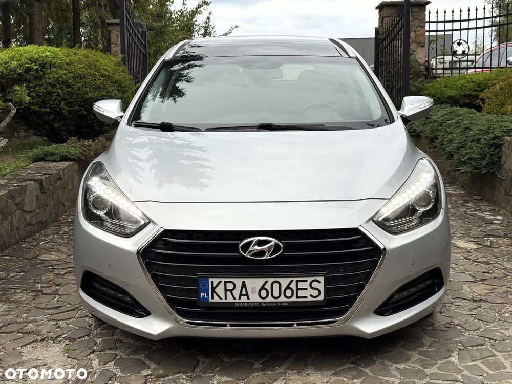 Hyundai i40 Kombi blue 1.7 CRDi DCT Premium - 13