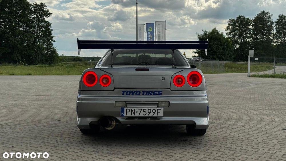 Nissan Skyline - 21