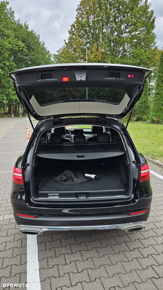 Mercedes-Benz GLC - 11