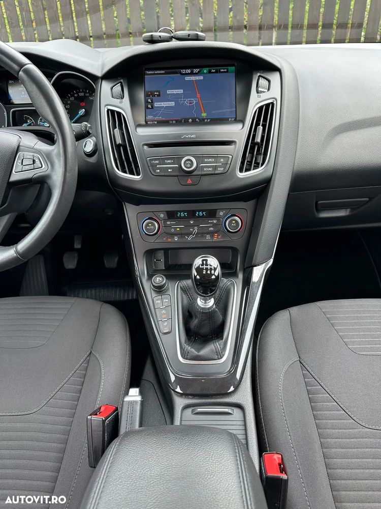 Ford Focus 1.5 TDCi Titanium - 24