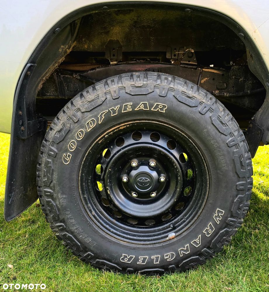 Toyota Hilux 2.4 D-4D Double Cab DLX 4x4 - 14