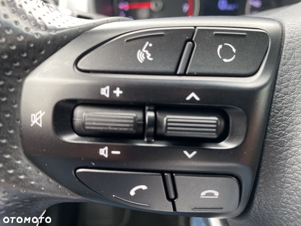 Kia Stonic - 21