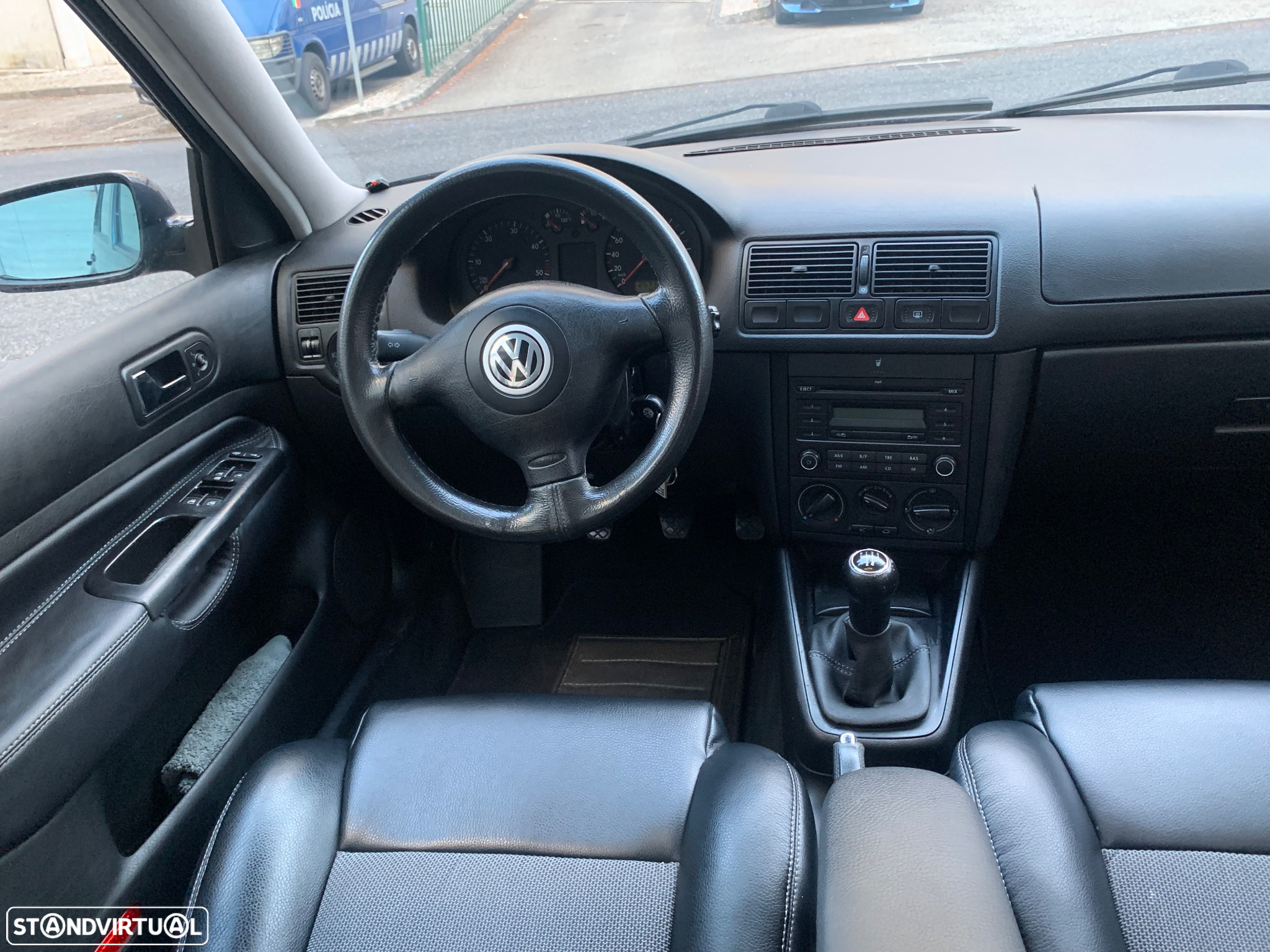 VW Golf 1.9 TDi Highline - 11