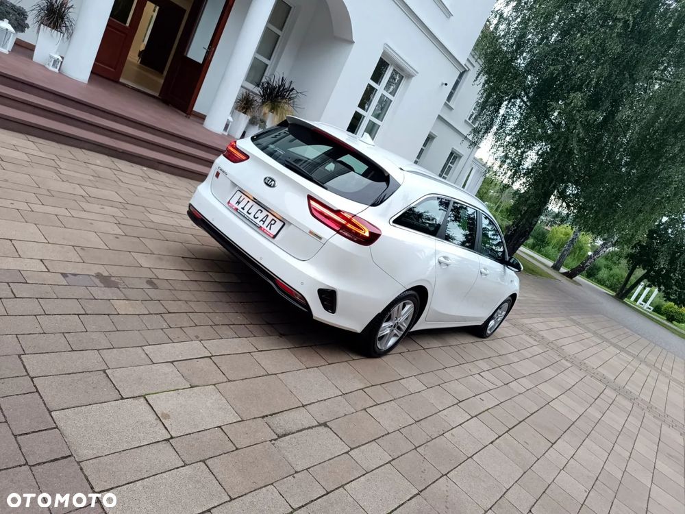 Kia Ceed 1.4 L Business Line Plus - 17