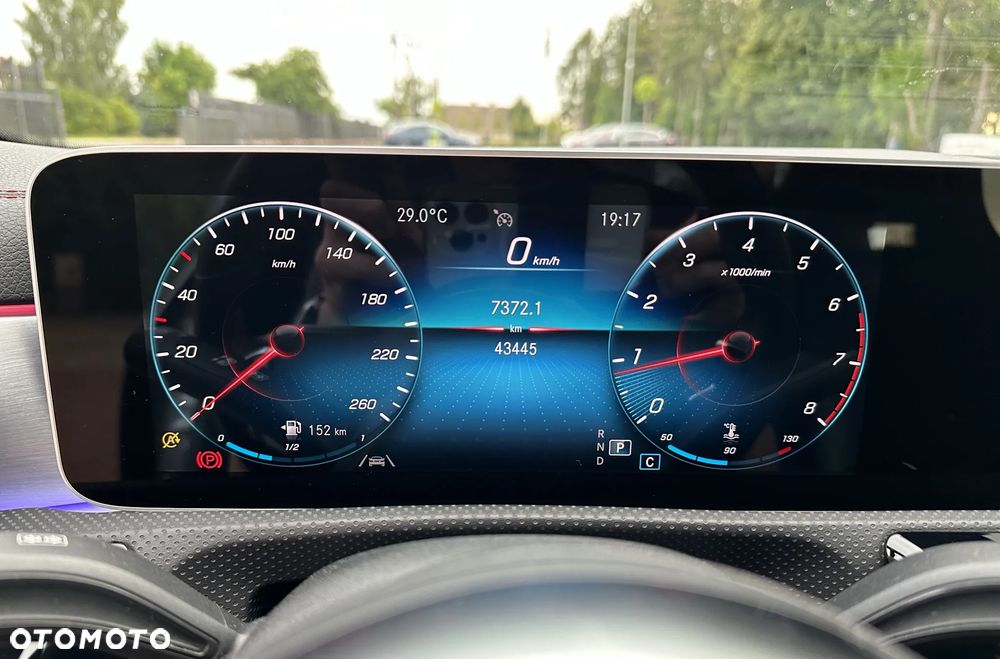 Mercedes-Benz CLA 200 AMG Line 7G-DCT - 15