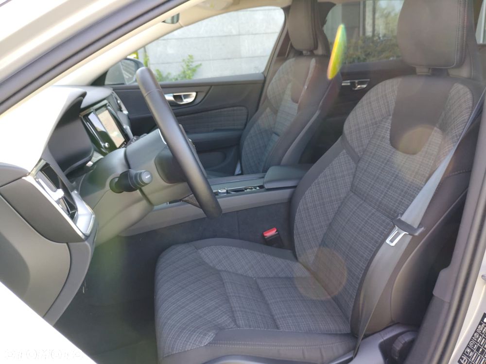 Volvo V60 B4 B Core - 20