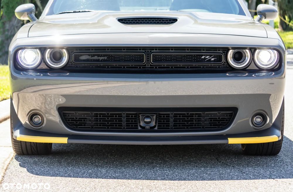 Dodge Challenger 5.7 R/T - 10