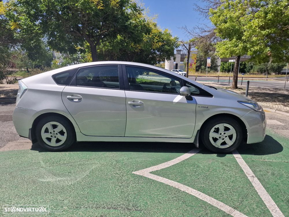 Toyota Prius 1.8 Premium +Pele+GPS+Solar - 1