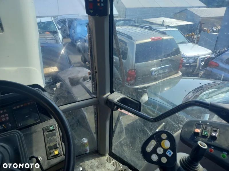 Kabina szyba drzwi dach części Steyr CVT150 Case CVX - 16