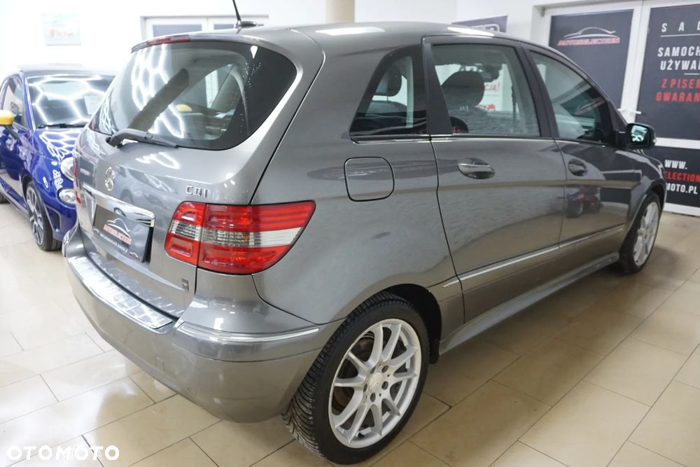 Mercedes-Benz Klasa B 200 CDI DPF Autotronic SPORT EDITION - 9