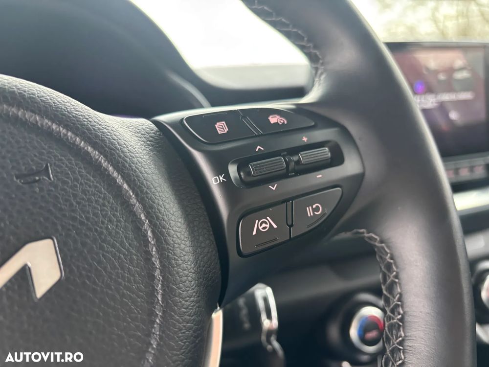 Kia Stonic 1.2 MPI 5MT Trend - 26