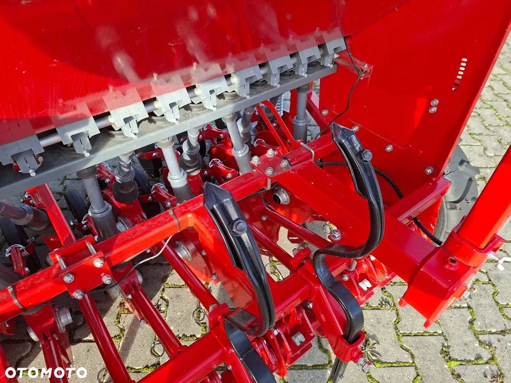 Unia Siewnik do zboża i rzepaku Poznaniak 500/3D dostępny od ręki - 23