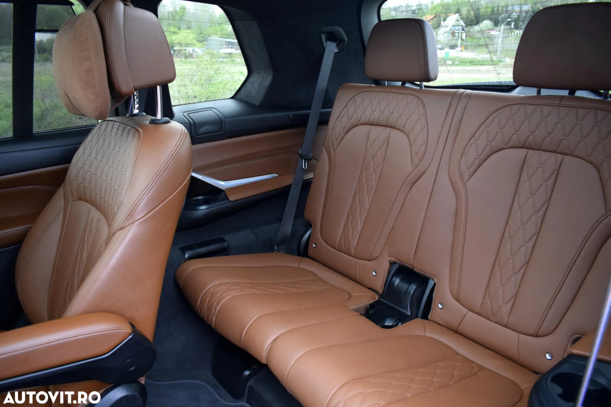 BMW X7 M60i xDrive AT MHEV - 19