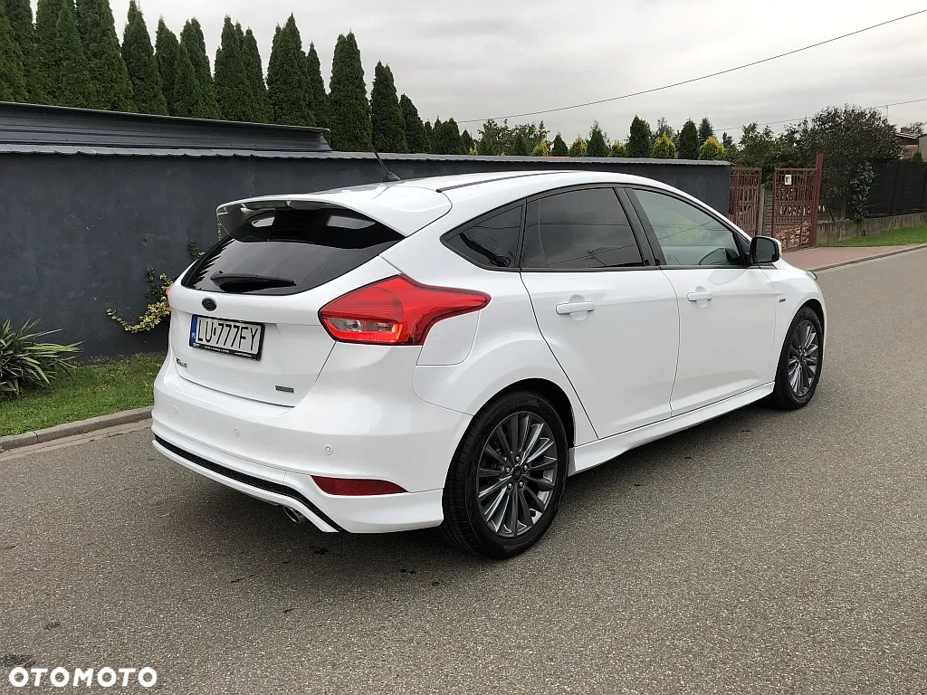 Ford Focus 1.5 EcoBoost ST-Line ASS - 4