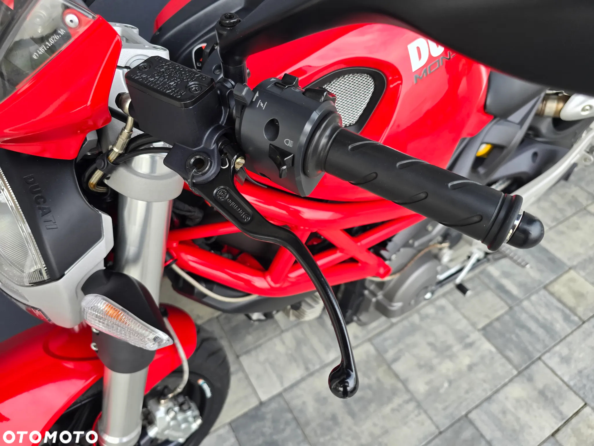Ducati Monster - 22