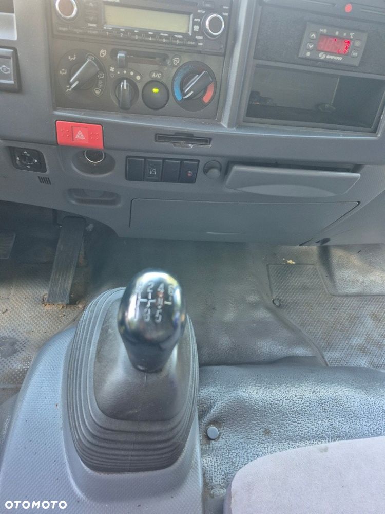 Isuzu AMP-75DZ - 15