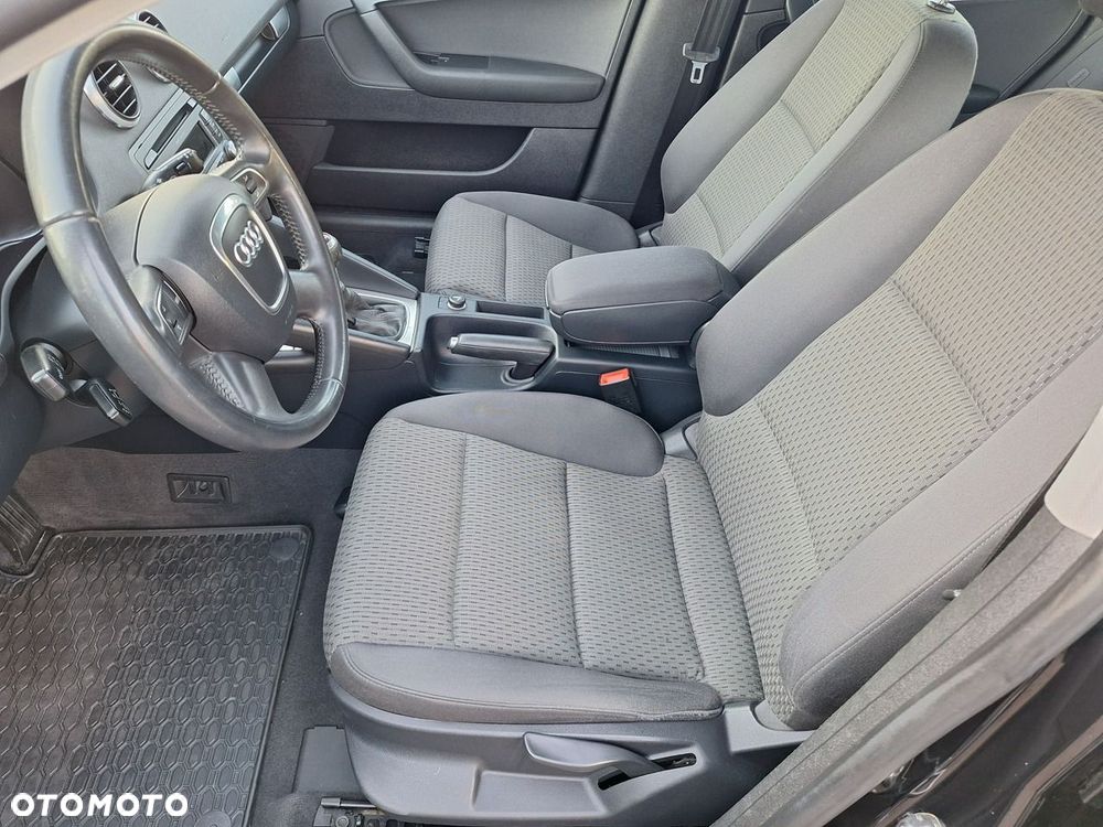 Audi A3 Sportback - 14