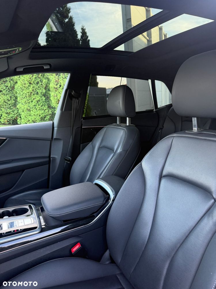 Audi Q8 55 TFSI quattro tiptronic competition plus - 22
