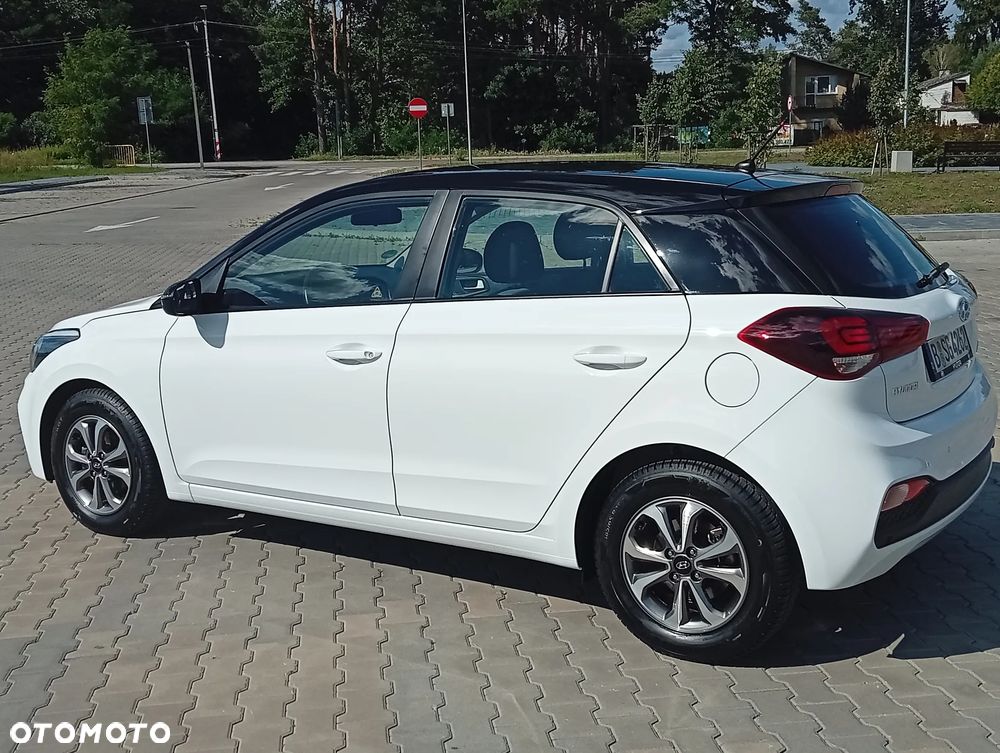 Hyundai i20 1.2 Passion - 11