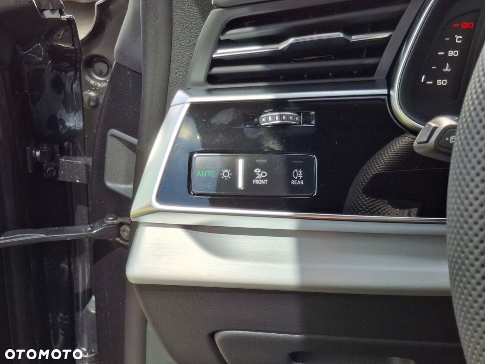 Audi Q8 - 35