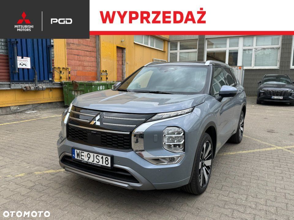 Mitsubishi Outlander - 1