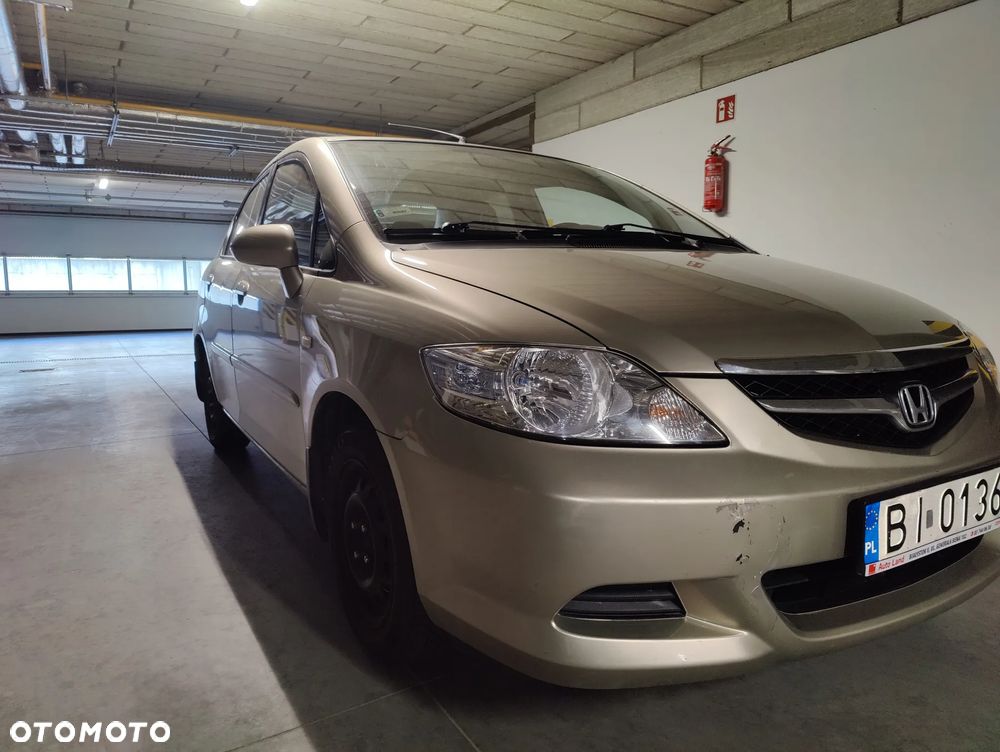 Honda City 1.4 Comfort - 2