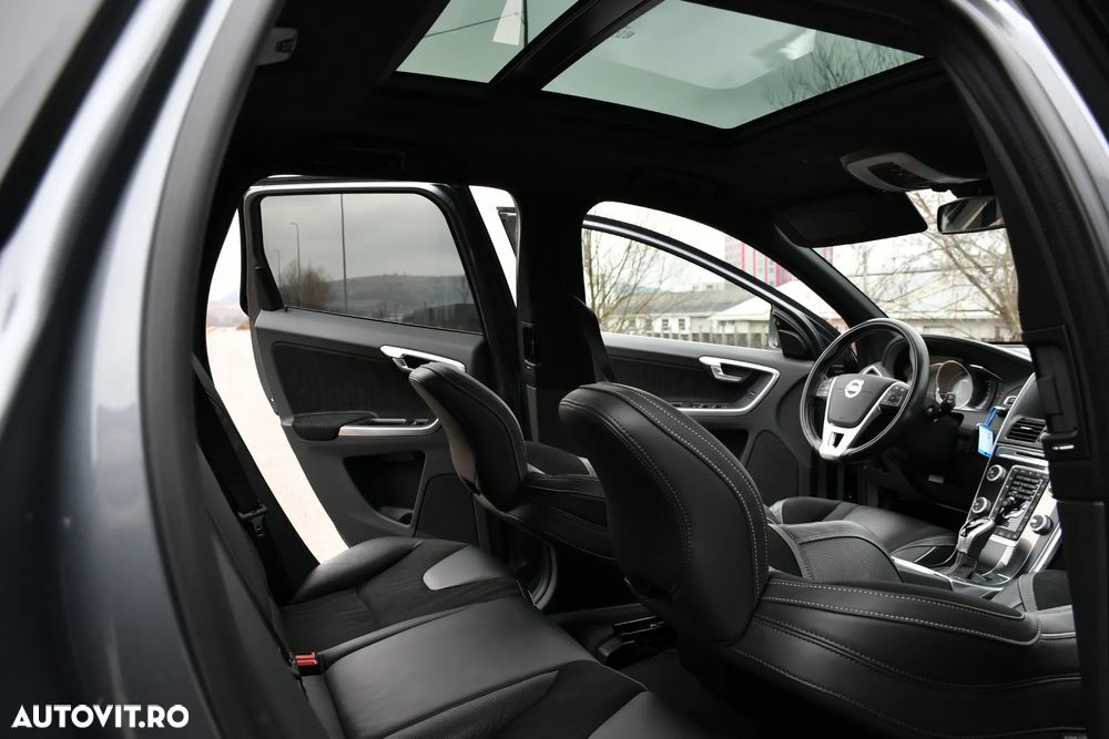 Volvo XC 60 D4 AWD Geartronic Summum - 27