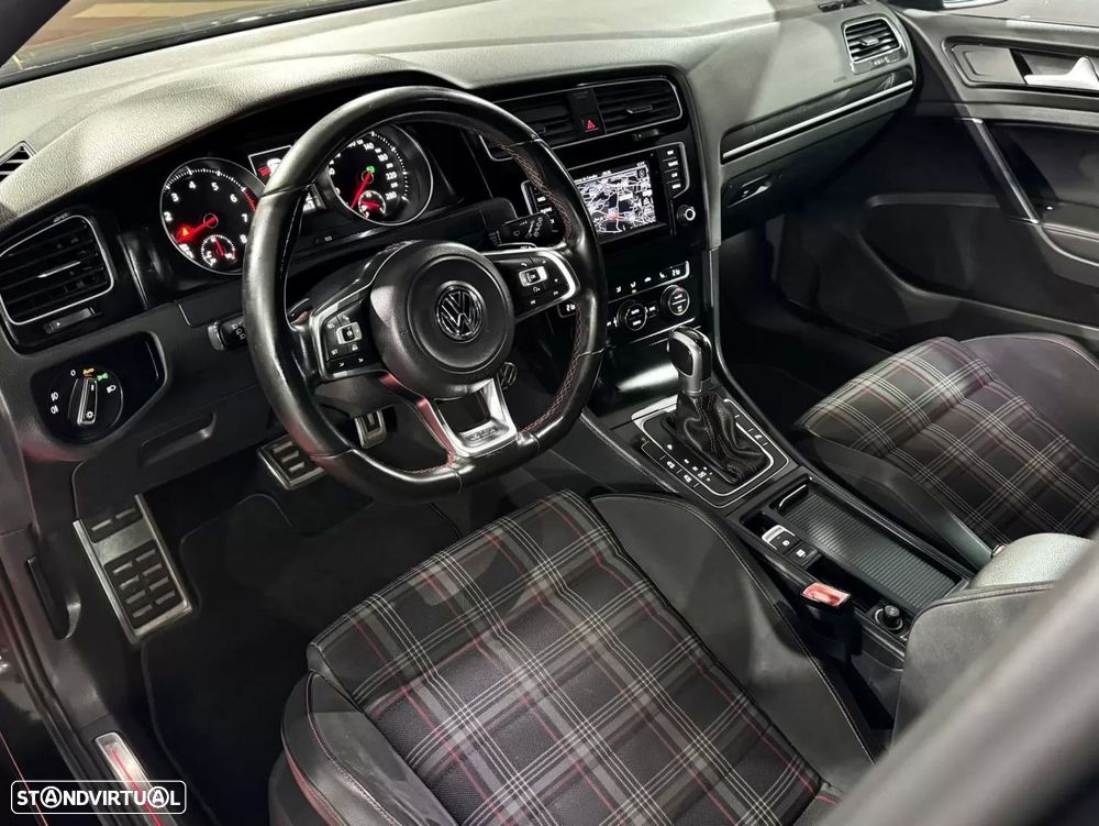 VW Golf 2.0 TSi GTi DSG - 5