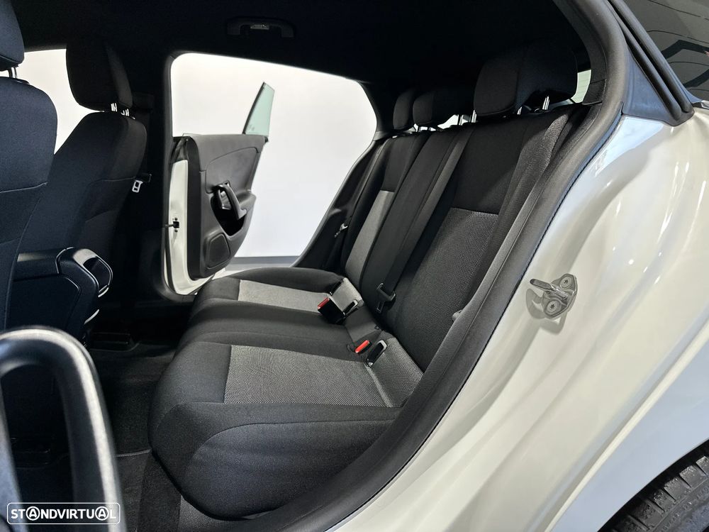 Mercedes-Benz CLA 180 d Progressive Aut. - 44