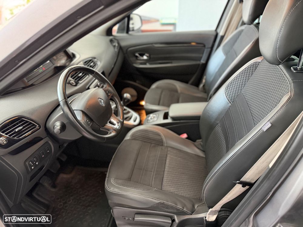 Renault Grand Scénic 1.5 dCi Bose Edition SS - 35