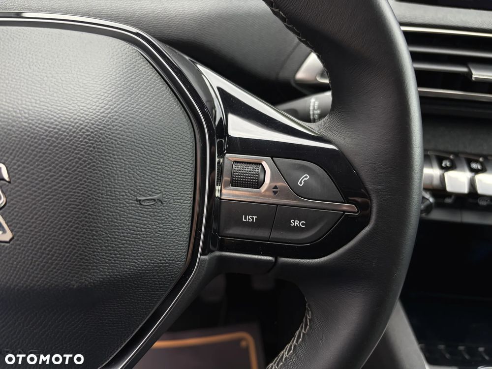 Peugeot 3008 - 24