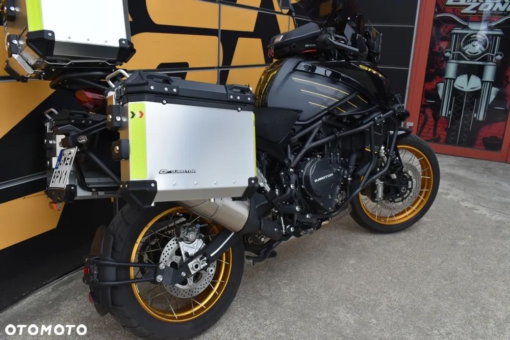 QJMOTOR SRT900SX - 30