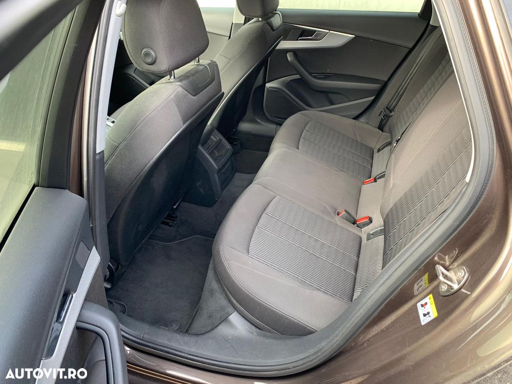 Audi A4 2.0 TDI S tronic - 8