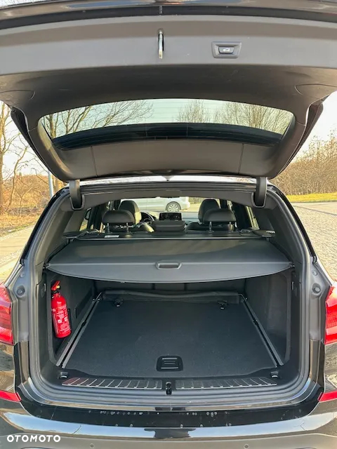 BMW X3 sDrive18d - 11