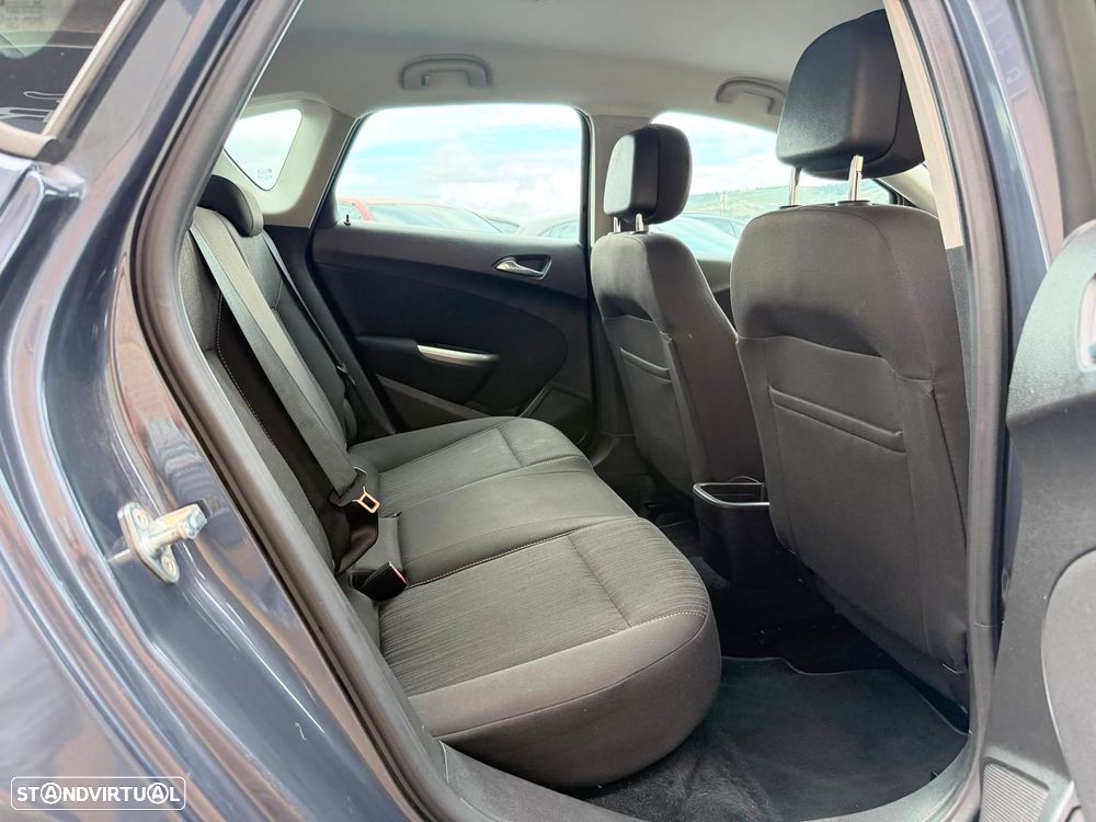Opel Astra 1.3 CDTI Cosmo - 8