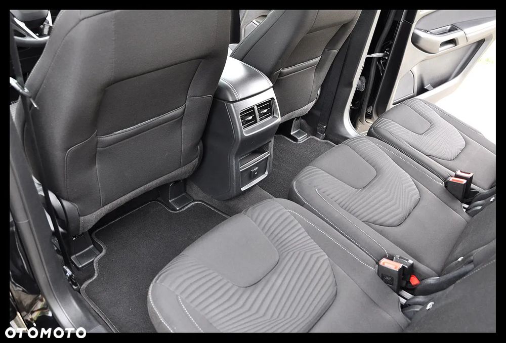 Ford S-Max 2.0 TDCi Titanium PowerShift - 26