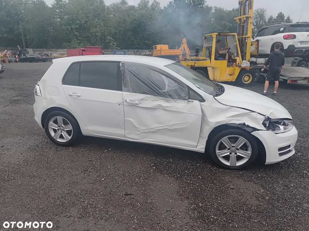 Volkswagen Golf 1.6 TDI Trendline - 14