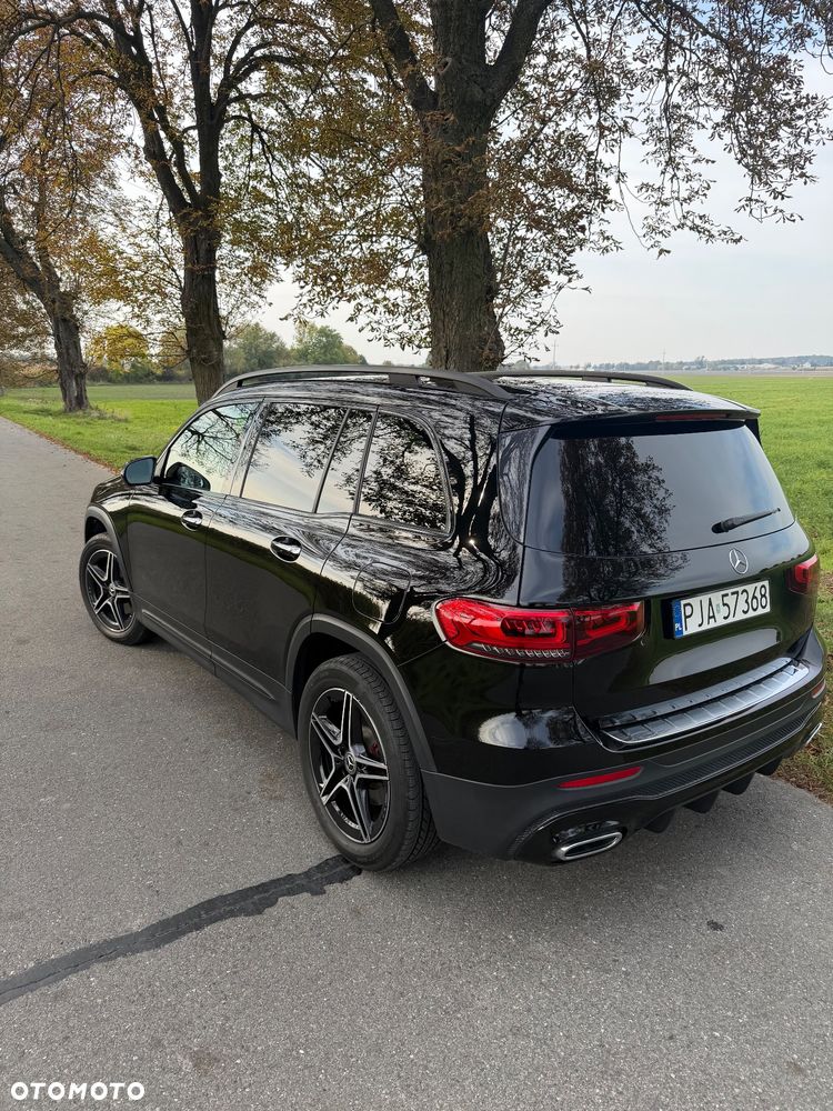 Mercedes-Benz GLB 250 8G-DCT AMG Line - 4
