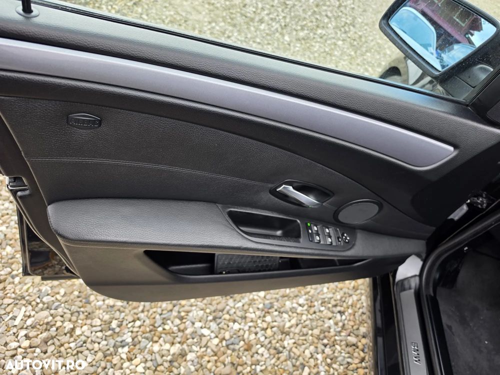 BMW Seria 5 523i Aut. Edition Exclusive - 13