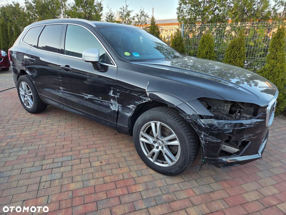 Volvo XC 60 D4 AWD Geartronic RDesign - 2