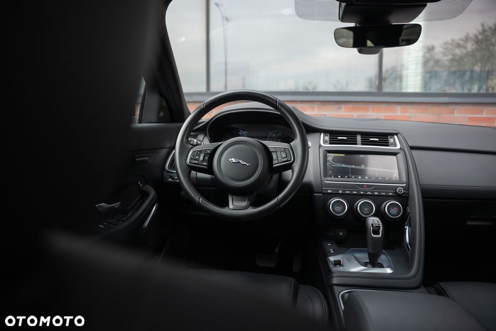 Jaguar E-Pace D150 AWD HSE - 27