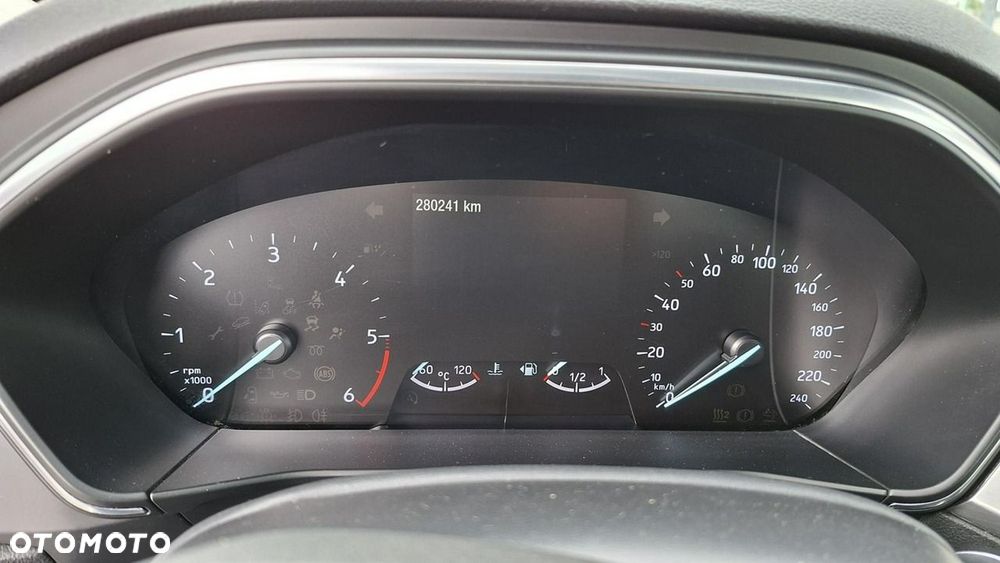 Ford Focus 2.0 EcoBlue Titanium - 8