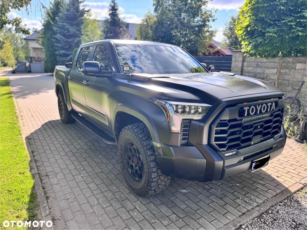 Toyota Tundra - 3