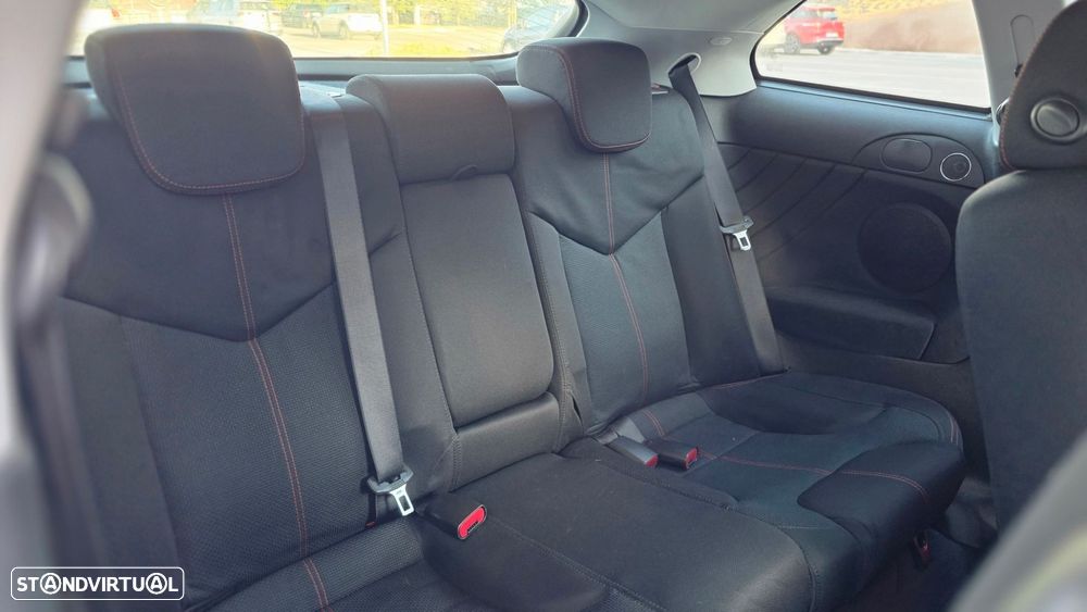 Alfa Romeo GT 1.9 JTD M-JET Q2 - 23
