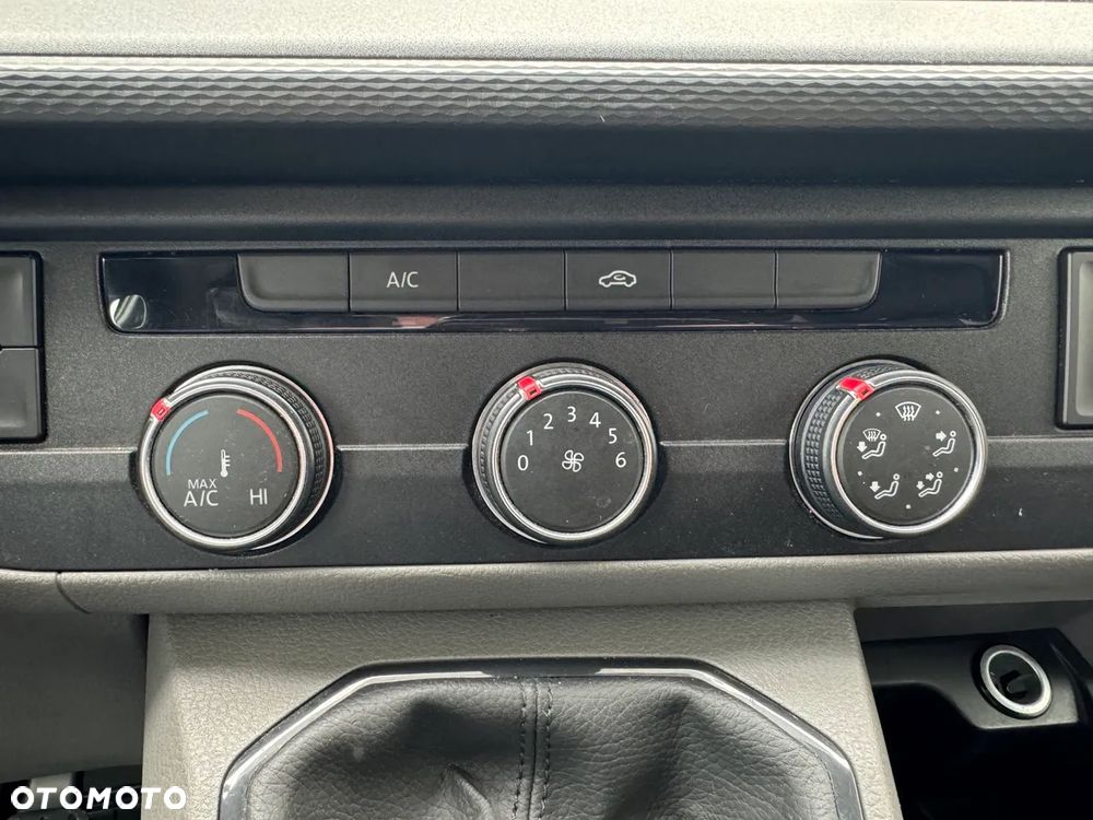 Volkswagen Transporter LONG L2 MAXI - 23