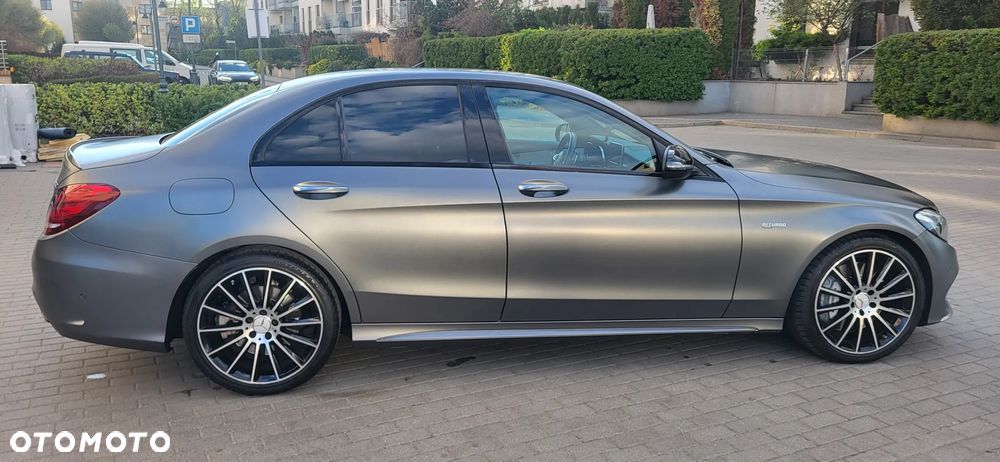 Mercedes-Benz Klasa C AMG 43 4-Matic - 14